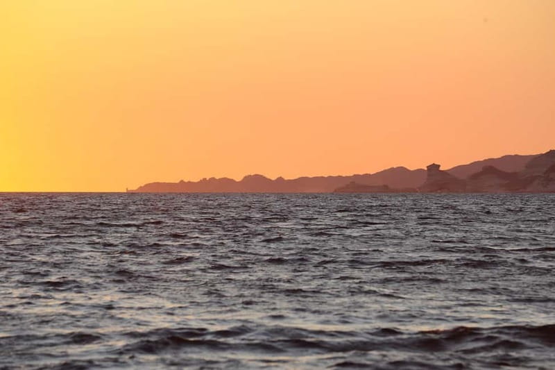 Catamaran trip to the Lavezzi Islands at sunset with snorkeling - When the sea changes the plan