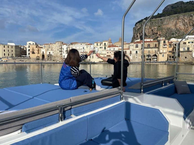 Cefalù: Coast-to-Coast Catamaran Tour - Lungomare Giardina and the first swim