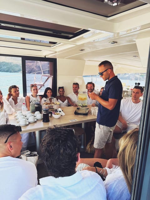 Chania: Afternoon Catamaran trip - Dinner, Drinks & Sunset - Should you book the DanEri sunset catamaran?