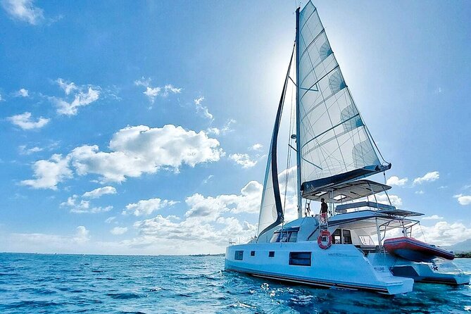 Chania: Private Day Catamaran Cruise with Swimming and Meal - A private morning on the water from Kolymvari