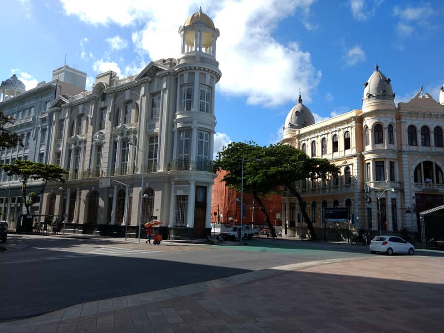 City Tour Recife with Catamaran included - Parque das Esculturas across the water