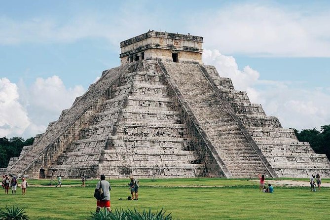 Combo Saver: Chichen Itza & Cenote + Isla Mujeres Catamaran - Chichen Itza: start early for the Maya temples