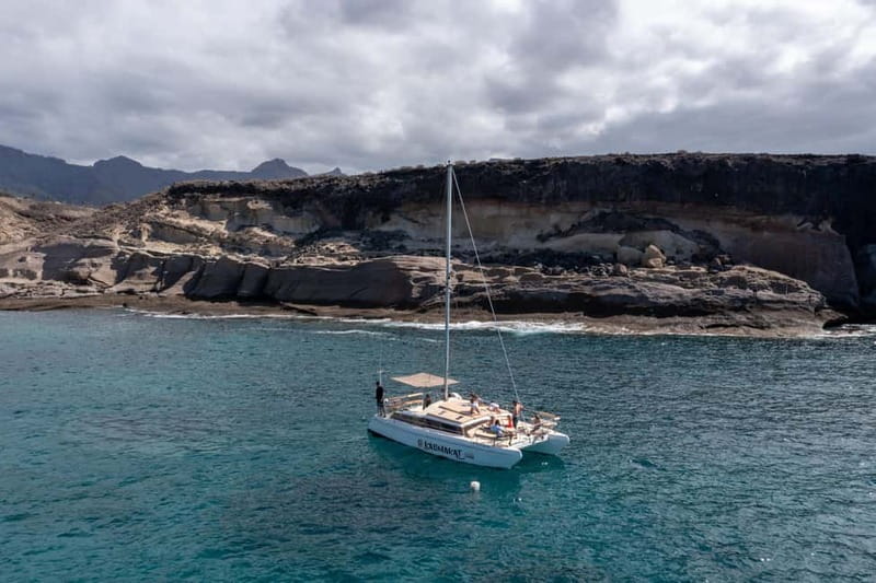 Costa Adeje: Catamaran Tour, Snorkelling, Snacks & Drinks - The swimming stop near Veril Beach