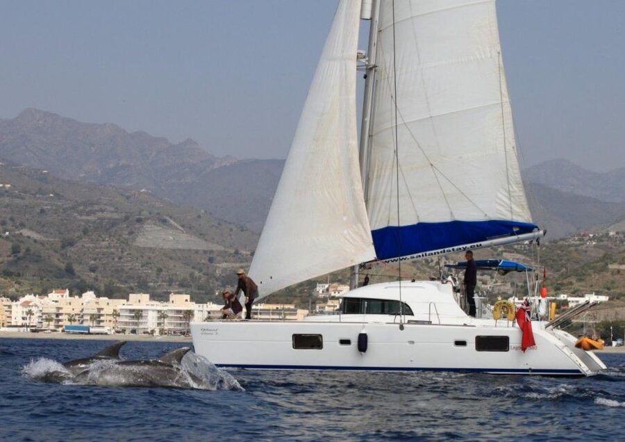 Costa Tropical: Luxury Catamaran Trip with Lunch - Should you book it?