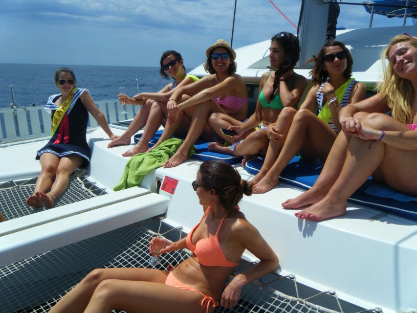 Costa Tropical: Luxury Catamaran Trip with Lunch - What the $136 price really covers