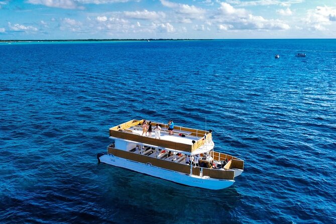 Cozumel Catamaran Tour: Snorkel at Top Reefs & Open Bar - El Cielito Beach, lunch, and the final hour