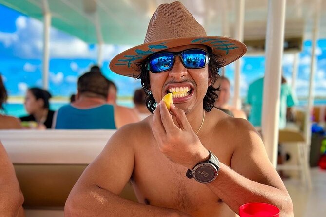 Cozumel Catamaran Tour: Snorkel at Top Reefs & Open Bar - Is the $35 price good value?