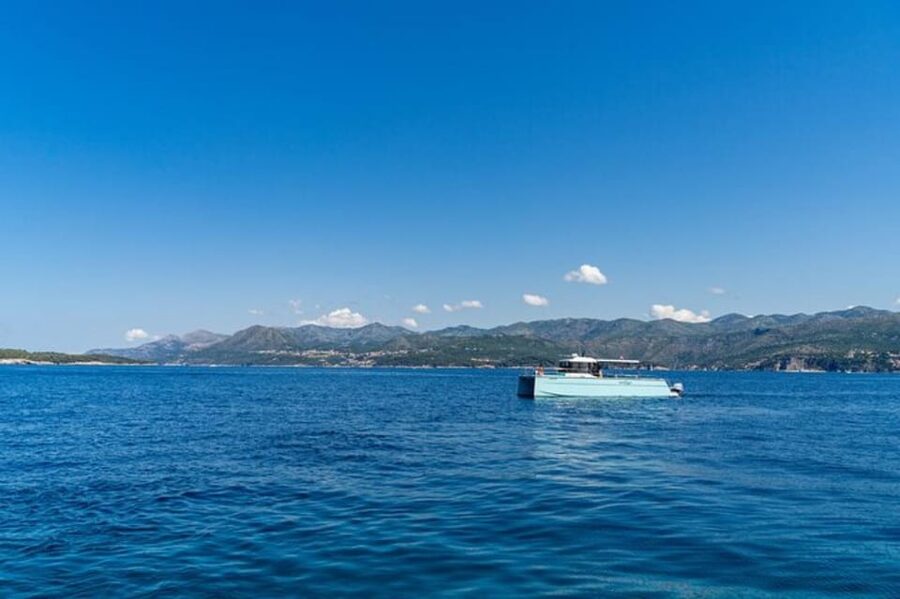 Dubrovnik: Blue Cave Catamaran Tour with Drinks and Snorkel - Why this Dubrovnik catamaran trip works