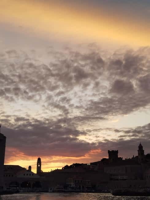 Dubrovnik: Sunset Catamaran Cruise with Sparkling Wine - What the one-hour route feels like