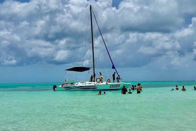 El Cielo Cozumel Snorkeling trip by Catamaran - The beach or sandbar stop, where expectations matter