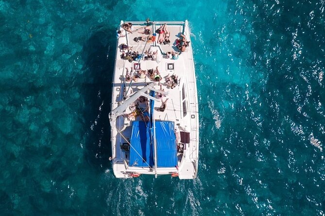Exciting Catamaran Tour to Isla Mujeres, from Cancún! - The beach club lunch and practical extras