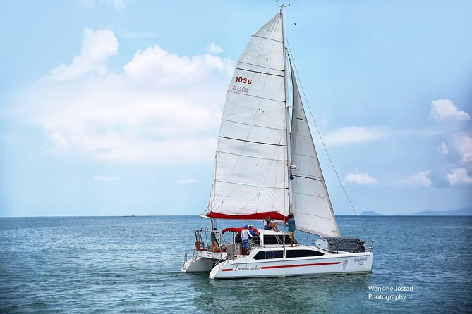 Exclusive private catamaran island hopping experience - How the crew affects the day