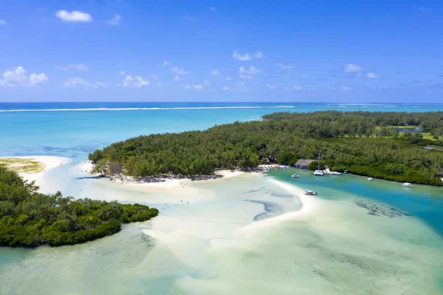 Exclusive Private Catamaran to Ile Aux Cerfs with Lunch - Snorkeling around 11:00 a.m.