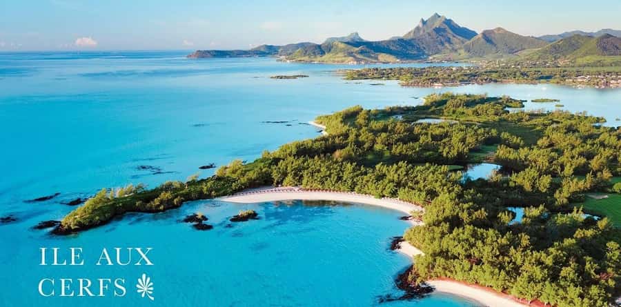 Exclusive Private Catamaran to Ile Aux Cerfs with Lunch - Should you book it?