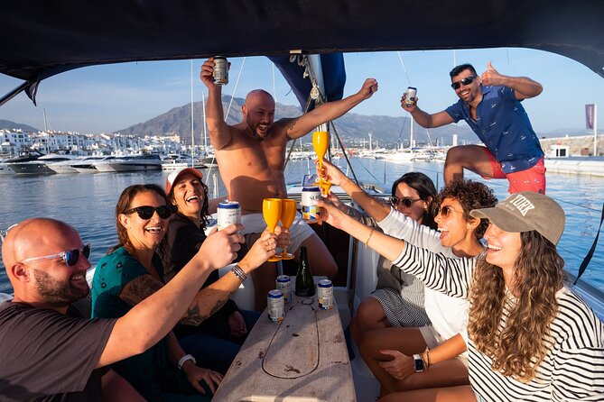 Exclusive private experience in luxury catamaran - Setting off from Puerto Banús