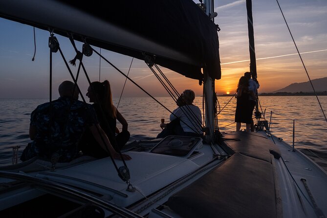 Exclusive private experience in luxury catamaran - Should you book this Puerto Banús catamaran?