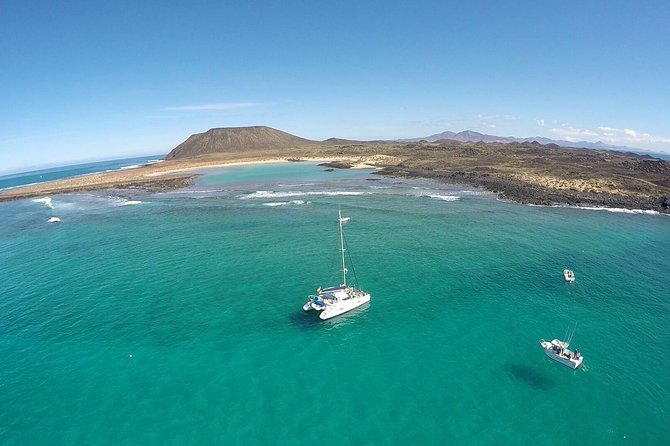 Exclusive Sailing Catamaran Experience to Lobos Island with lunch - What the boat ride is really like