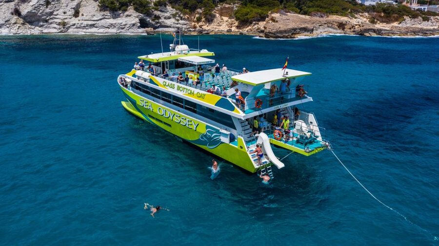 Font de Sa Cala: East Coast Glass-Bottomed Catamaran Tour - The glass bottom: useful feature, limited promise