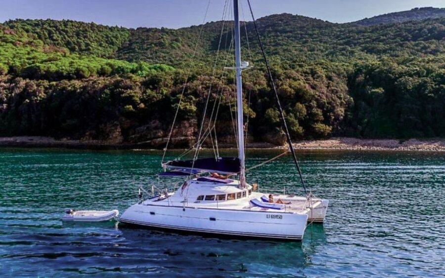 From Cannigione: Catamaran tour among La Maddalena islands - Key points before you book