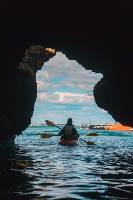 From Lagos: Ponta da Piedade Caves Kayak Tour from Catamaran - How difficult is the kayaking?