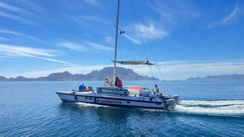 From Loreto: Snorkeling Catamaran Cruise - Reaching the islands for snorkeling