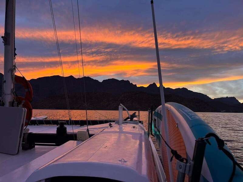 From Loreto: Sunset Appetizers & Open Bar Catamaran Cruise - Watching La Giganta mountains turn purple