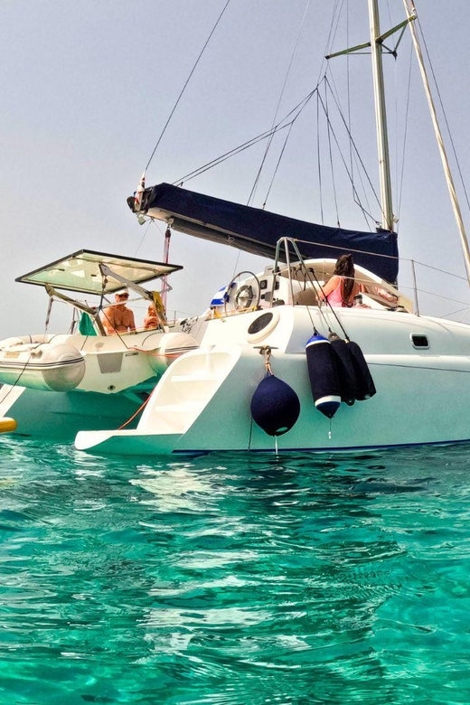 From Olbia: Tavolara or Cala Moresca Catamaran Tour - Choosing the right season and schedule