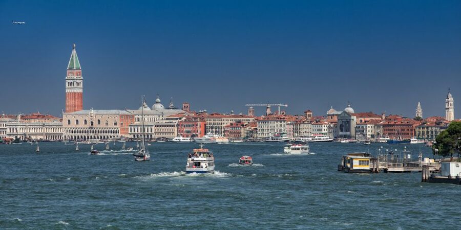 From Porec: Venice Catamaran Crossing One-Way or Round-Trip - Seeing Venice arrive through the lagoon