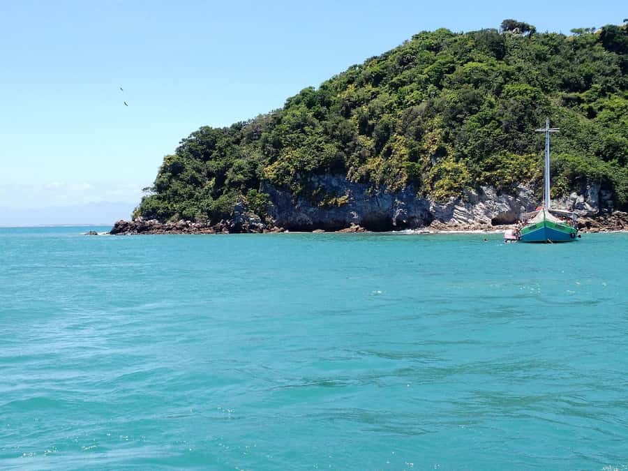 From Rio: Full Day in Búzios with Catamaran Tour and Lunch - Getting from Rio’s South Zone to the pier