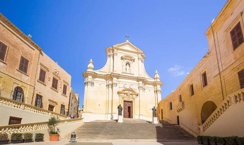 From Sliema/Bugibba: Best of Gozo & Comino Catamaran Tour VT - The 40-minute cruise from Malta to Gozo