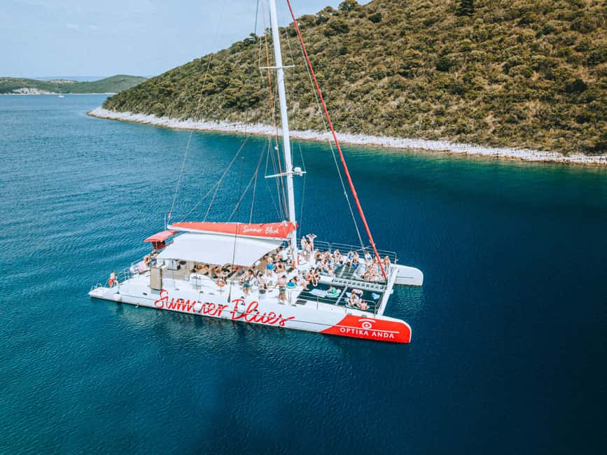 From Split: Catamaran Cruise to Golden Horn & Brač island. - A full day from Split to Brač