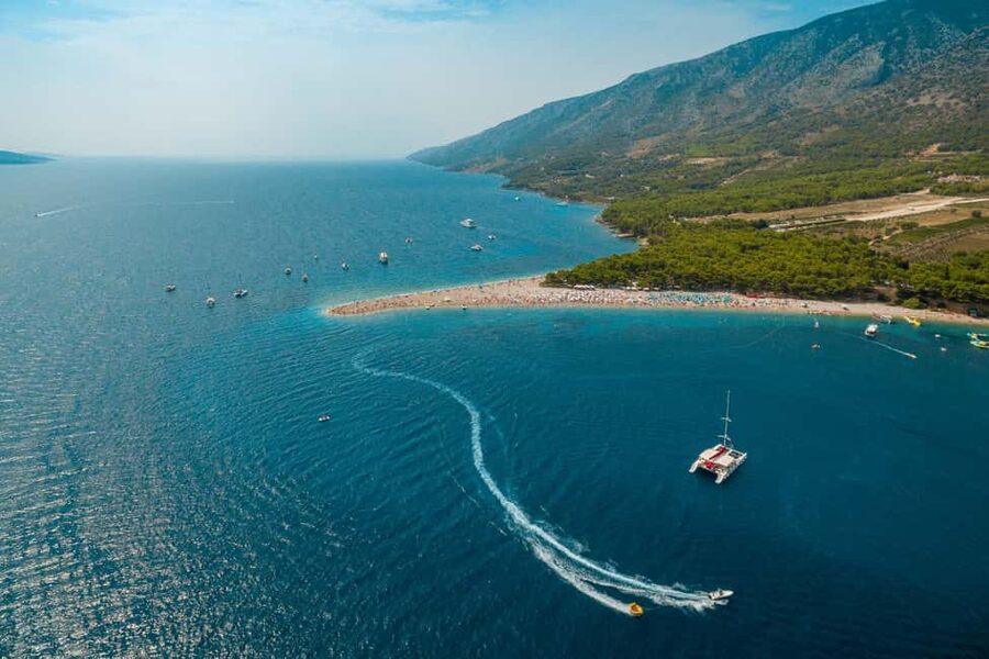 From Split: Catamaran Cruise to Golden Horn & Brač island. - Crossing Brač from Supetar to Bol