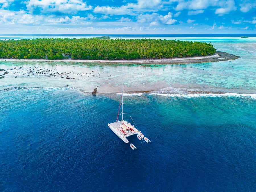 From Tahiti: Tetiaroa Island Tour by Sailing Catamaran - A 2-hour 30-minute crossing to Tetiaroa