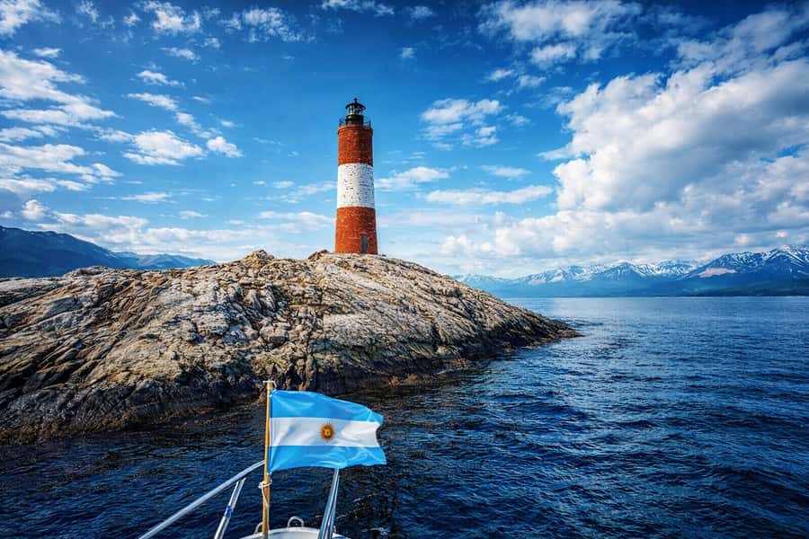 From Ushuaia: Beagle Channel Catamaran Tour - The Beagle Channel and its southern setting