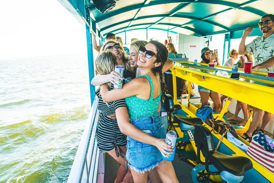 Ft. Lauderdale: Nighttime Sightseeing Catamaran Tour - Who will enjoy this catamaran most