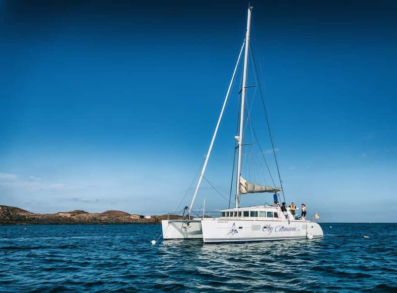 Fuerteventura: Lobos Island Catamaran Cruise with Lunch - Swimming, snorkeling, kayaks, and paddleboards