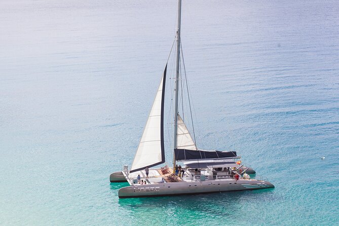 Fuerteventura: Magic Select Catamaran Trip with Food & Drinks - Who will enjoy the Magic Select most?