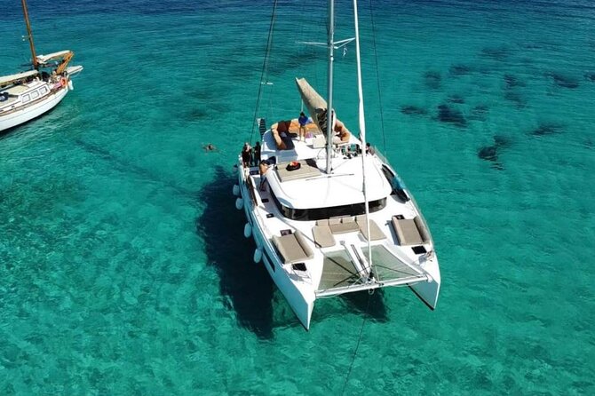 Full Day Catamaran Cruise in Paros - A full day between Paros and Antiparos