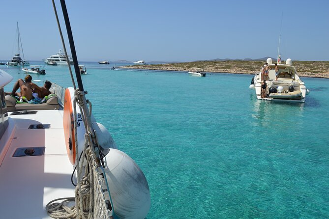 Full Day Catamaran Cruise in Paros - Simadoura and the final chance to swim