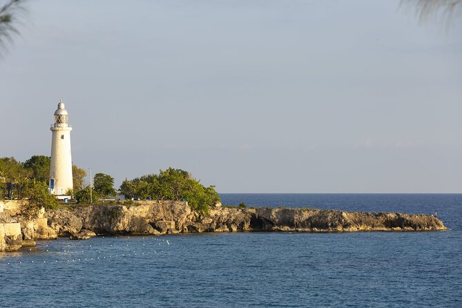 Full Day Catamaran Cruise to Rick's Café including Lunch - Sailing from Montego Bay toward Negril