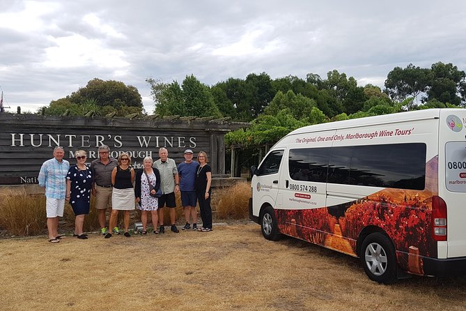 Full-Day Marlborough Catamaran Cruise with Wine Tour and Lunch - What the small group changes