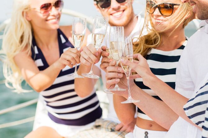 Full Day Yacht Tour in Catamaran Naxos Greece - What the catamaran day feels like