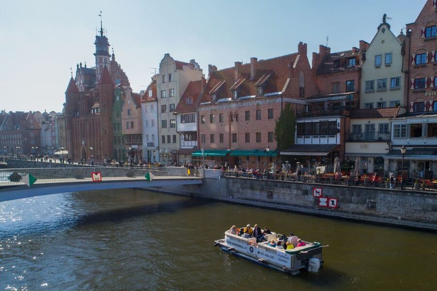 Gdańsk: Motlawa River Sightseeing Catamaran Cruise - Polish Hook, the Vistula, and the shipyards