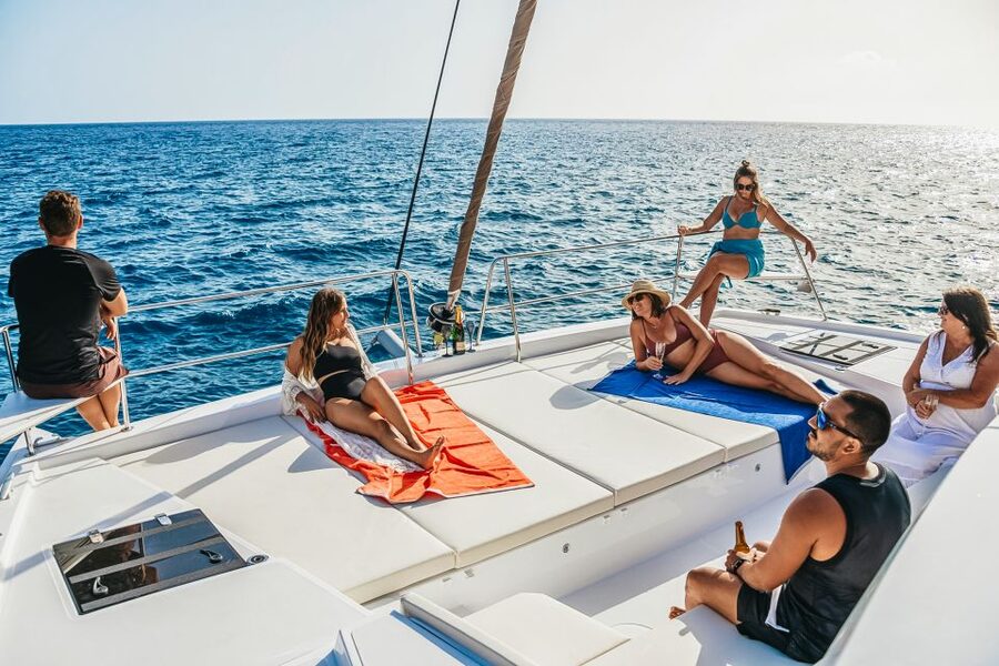 Gran Canaria: Catamaran Day Trip with Food and Drinks - Key points at a glance