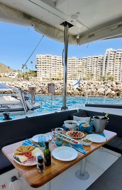 Gran Canaria⛵Private Catamaran Trip – All-Inclusive Luxury - What comes to the table at lunchtime