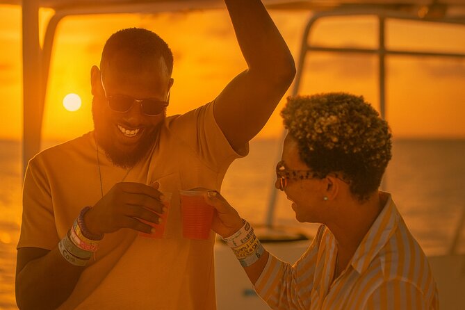 Grand Bahama Catamaran Sunset Cruise with Drinks and Snacks - Who will get the most from this $89 outing