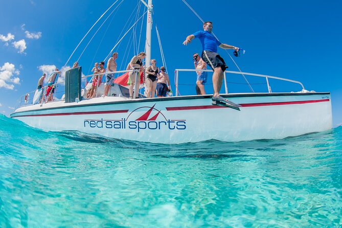 Grand Cayman Catamaran Tour to Stingray City and Rum Point - What the 65-foot catamaran adds