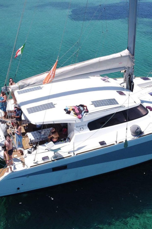 Gulf of Asinara: Full day catamaran excursion with lunch - Cala Reale and the marine rescue centre
