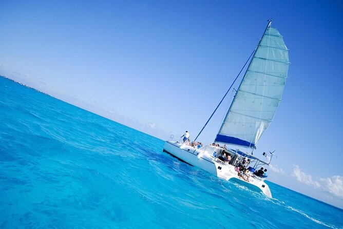 Half Day Sailing Private Catamaran to Isla Mujeres - A private boat makes the four-hour schedule work better