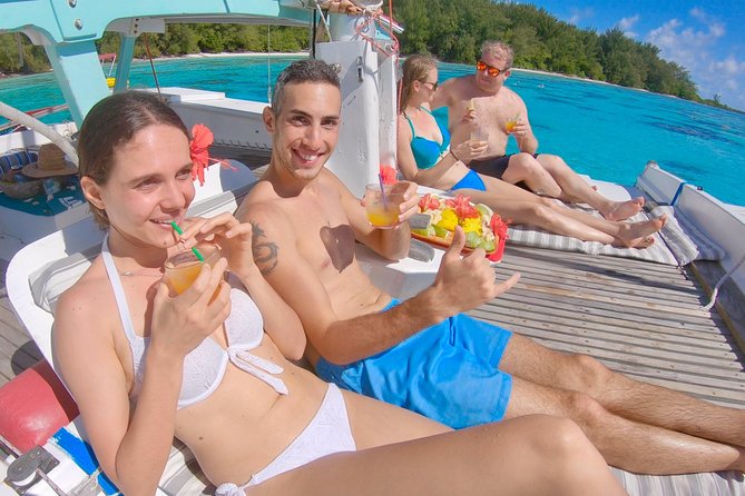 Half Day Tour : Moorea Snorkeling & Sailing on a Catamaran named Taboo - Ōpūnohu Bay and Moorea’s mountain views